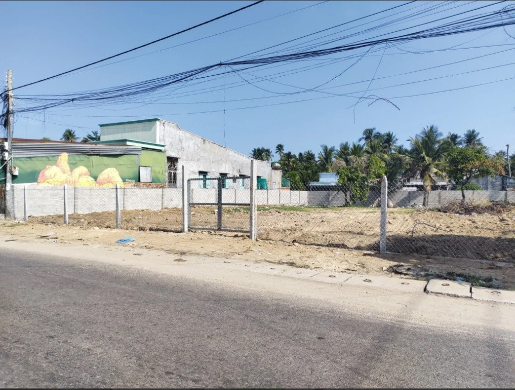 Bán đất 1495.2m² 45 tỷ tại Phường Hàm Tiến, trung tâm khu phố Tây. LH: 0974090487