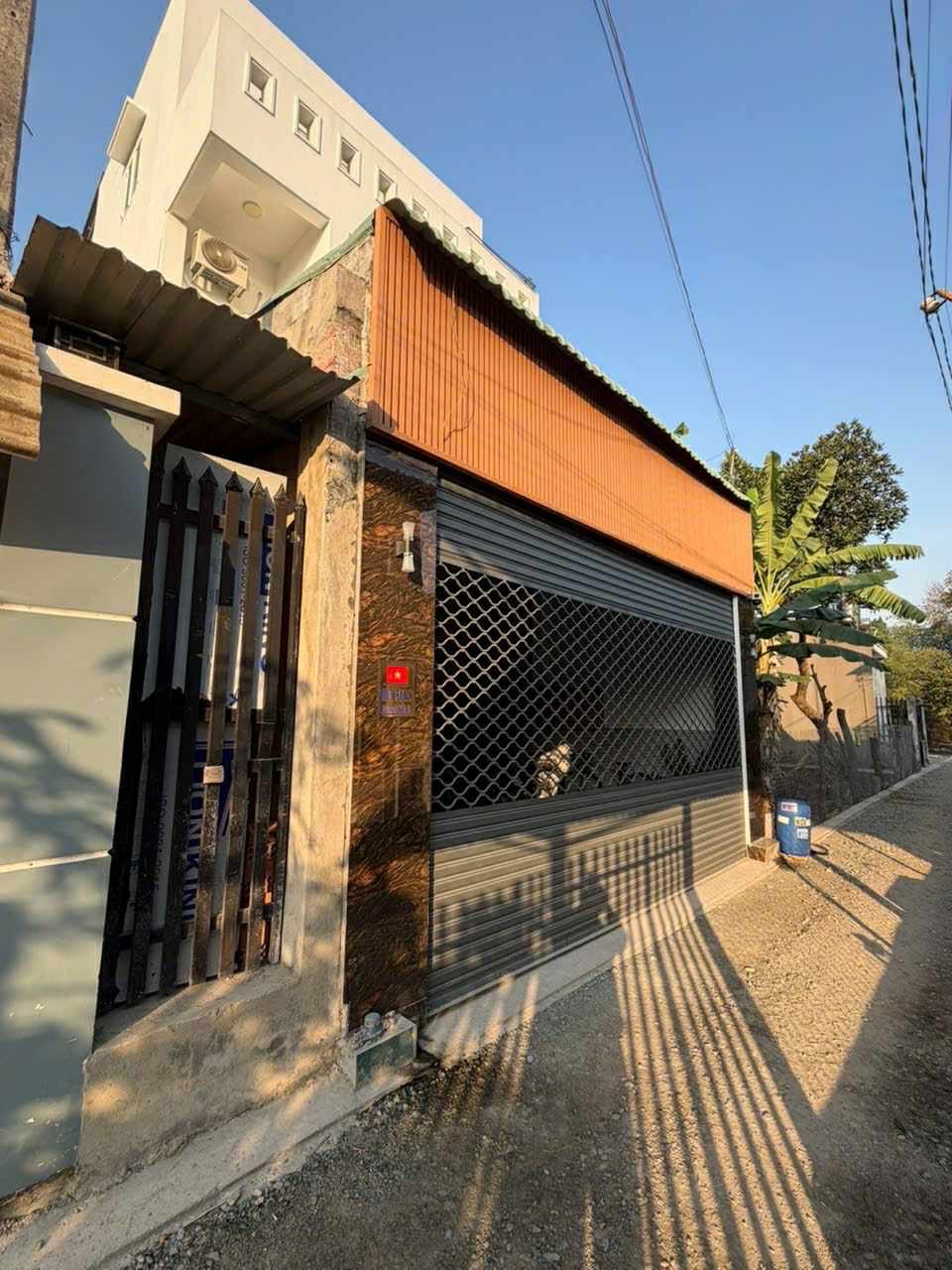 Bán nhà Nguyễn Du, Dĩ An, Bình Dương 5.7 tỷ, 106,6m2, sổ hồng riêng, đường 4m