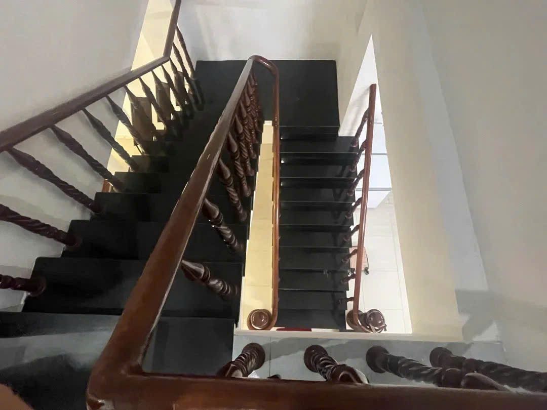 🔥 NHÀ 3 TẦNG FULL NỘI THẤT – GẦN 100M2 MẶT TIỀN NGUYỄN DỮ – SÁT NGUYỄN HỮU THỌ – GẦN VINMEC- NGANG 5M VUÔNG VỨC- GIÁ TỐT