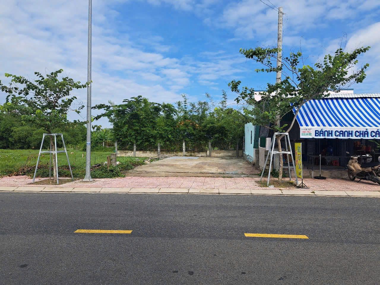 SÁT BIỂN CAM BÌNH – MẶT TIỀN NGUYỄN DU –  LAGI
