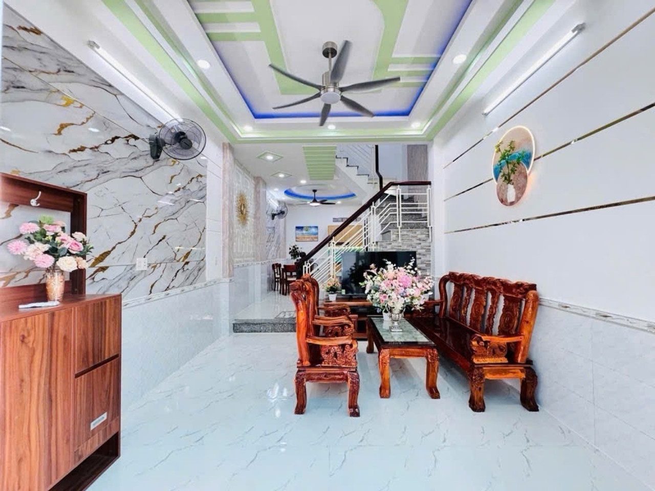 [KH030*] Nhà vuông vắn 57m2 hẻm xe hơi sát vách Emart, giá 5.x tỷ