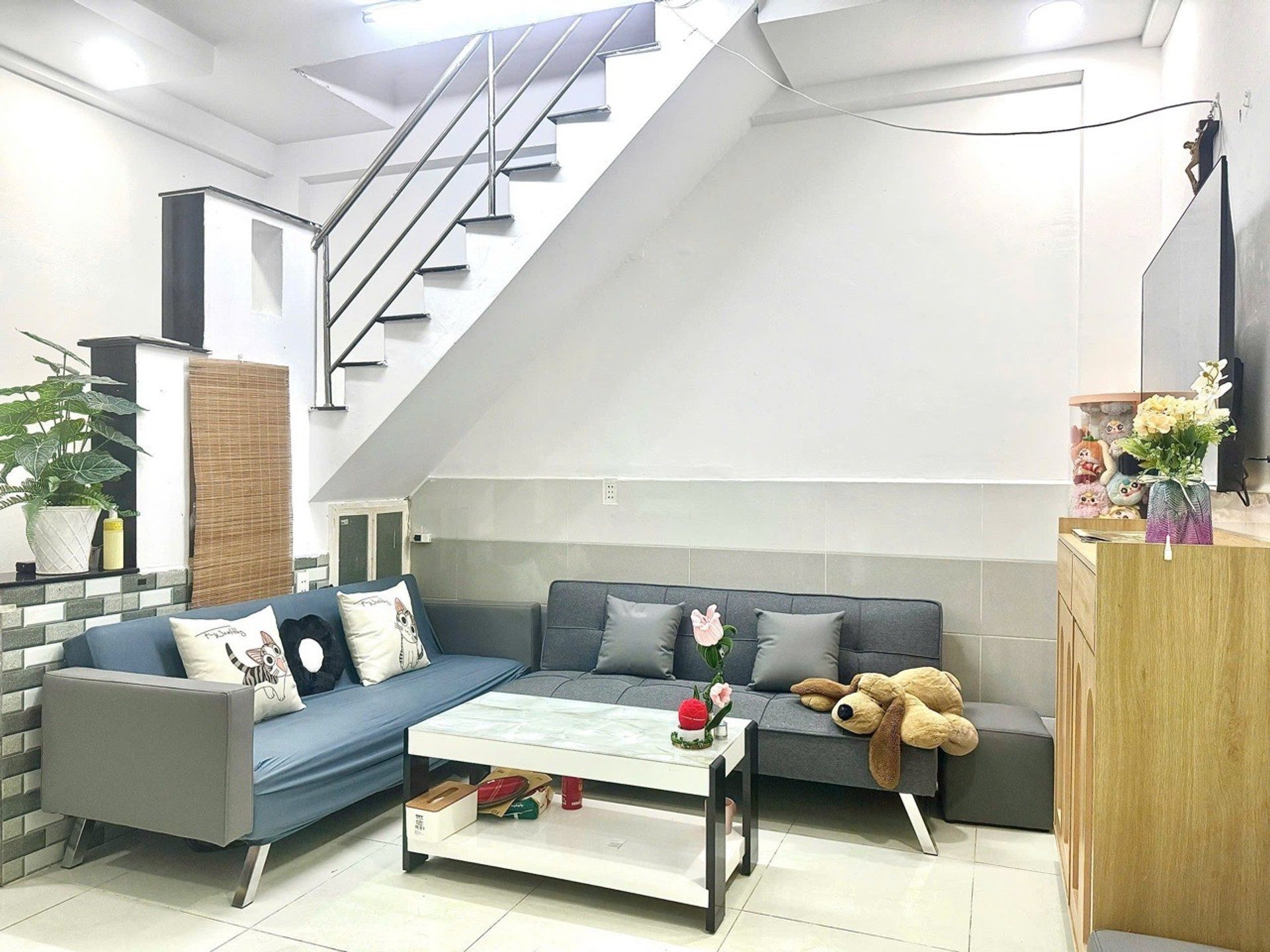 BÁN NHÀ NGUYỄN DUY 3 TẦNG - 28M2 - HOÀN CÔNG - NGANG 4,5 - CÁCH 30M RA MẶT TIỀN - CHỈ 2,7 TỶ.