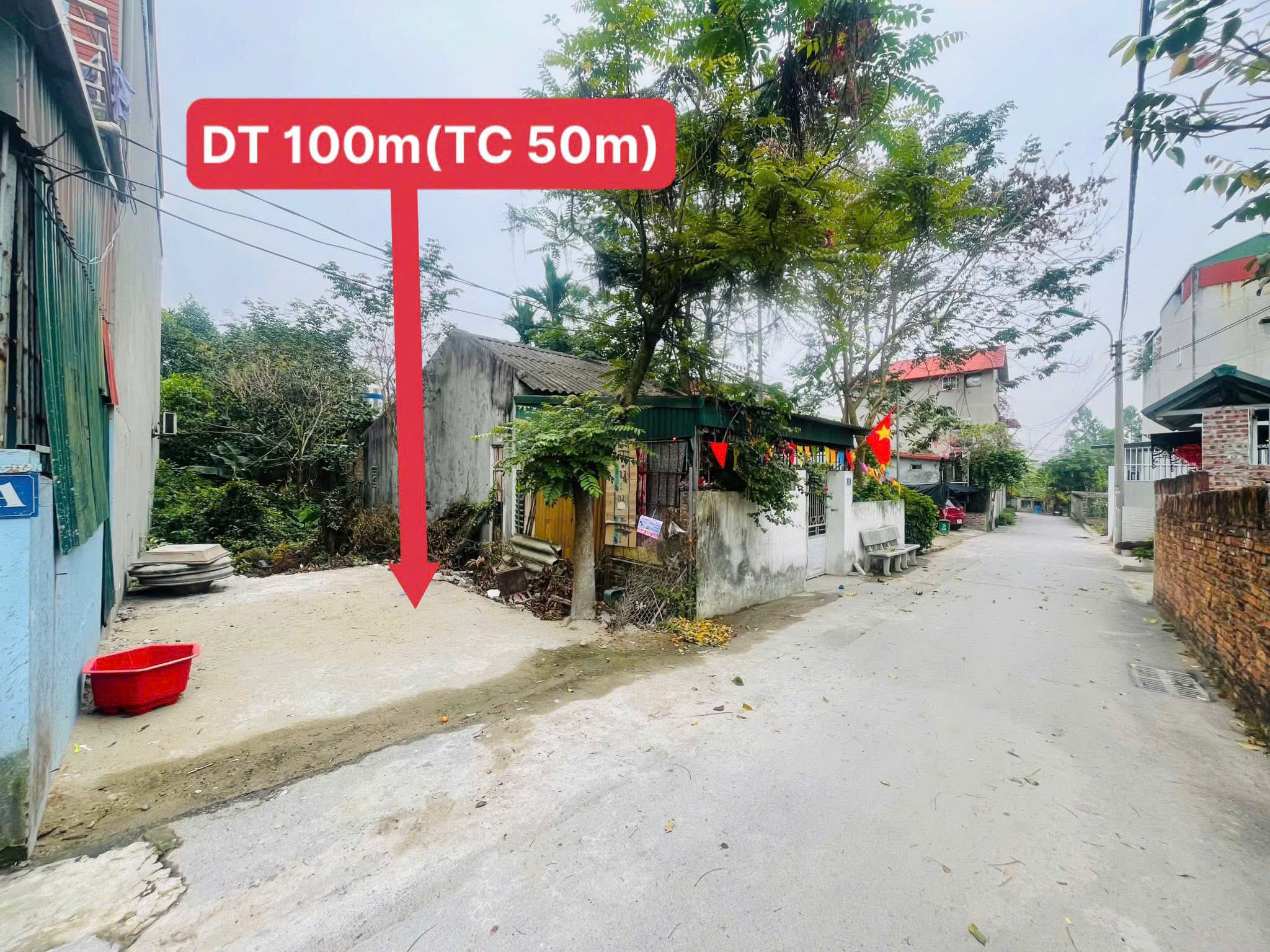 BÁN LÔ ĐẤT ĐẸP THÔN GẨY-ĐỊNH TRUNG-VĨNH YÊN 100m MT5m Ô TÔ ĐỖ CỬA SẴN SỔ GIÁ 2,150 TỶ SĐCC 0988296228