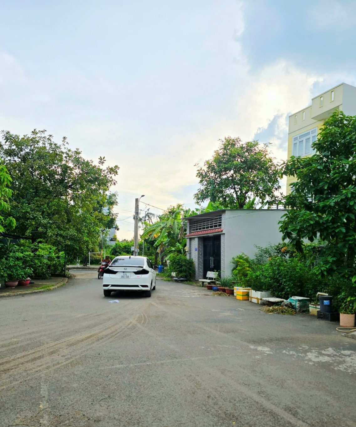 (Đã bán) Bán đất 132.3m² ngang 8m HXH ngay chợ Long Trường