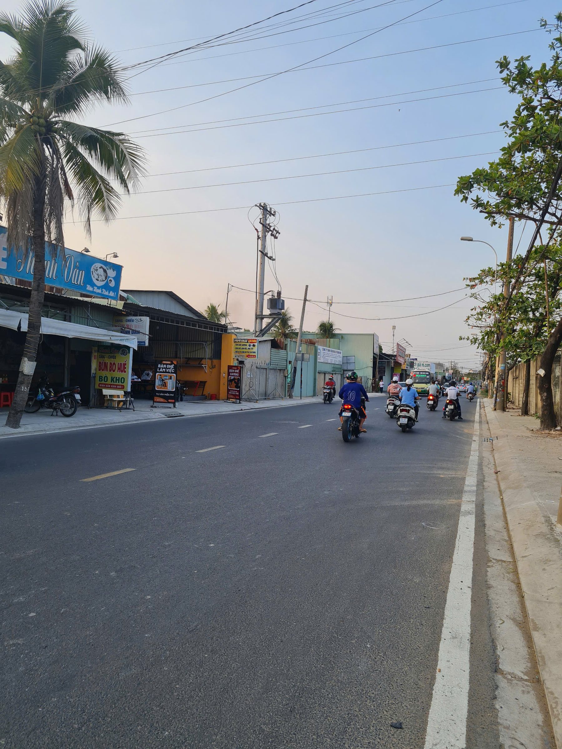 Nhà Mặt Tiền Nguyễn Duy Trinh phường Phú Hữu Quận 9 thu nhập 40 triệu 500m 25 tỷ