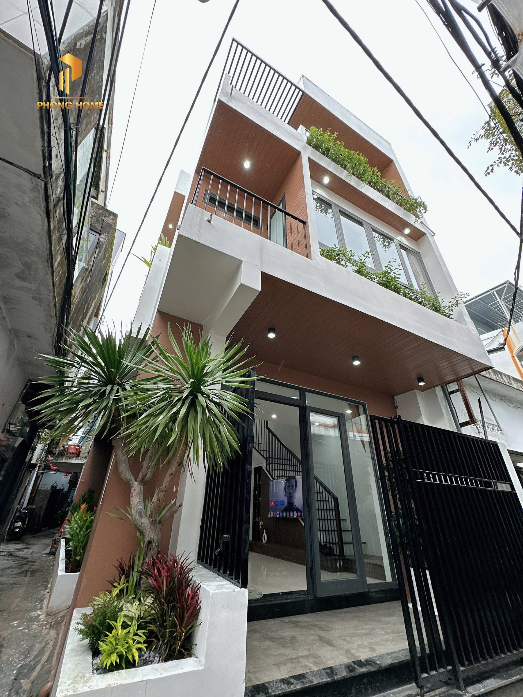 🏠 BÁN NHÀ NGUYỄN HOÀNG TRUNG TÂM HẢI CHÂU, CHỈ 6 tỷ nhỏ CÓ NGAY 3 TẦNG 3 MÊ VỊ TRÍ CỰC ĐẸP KIỆT THẲNG TẮP