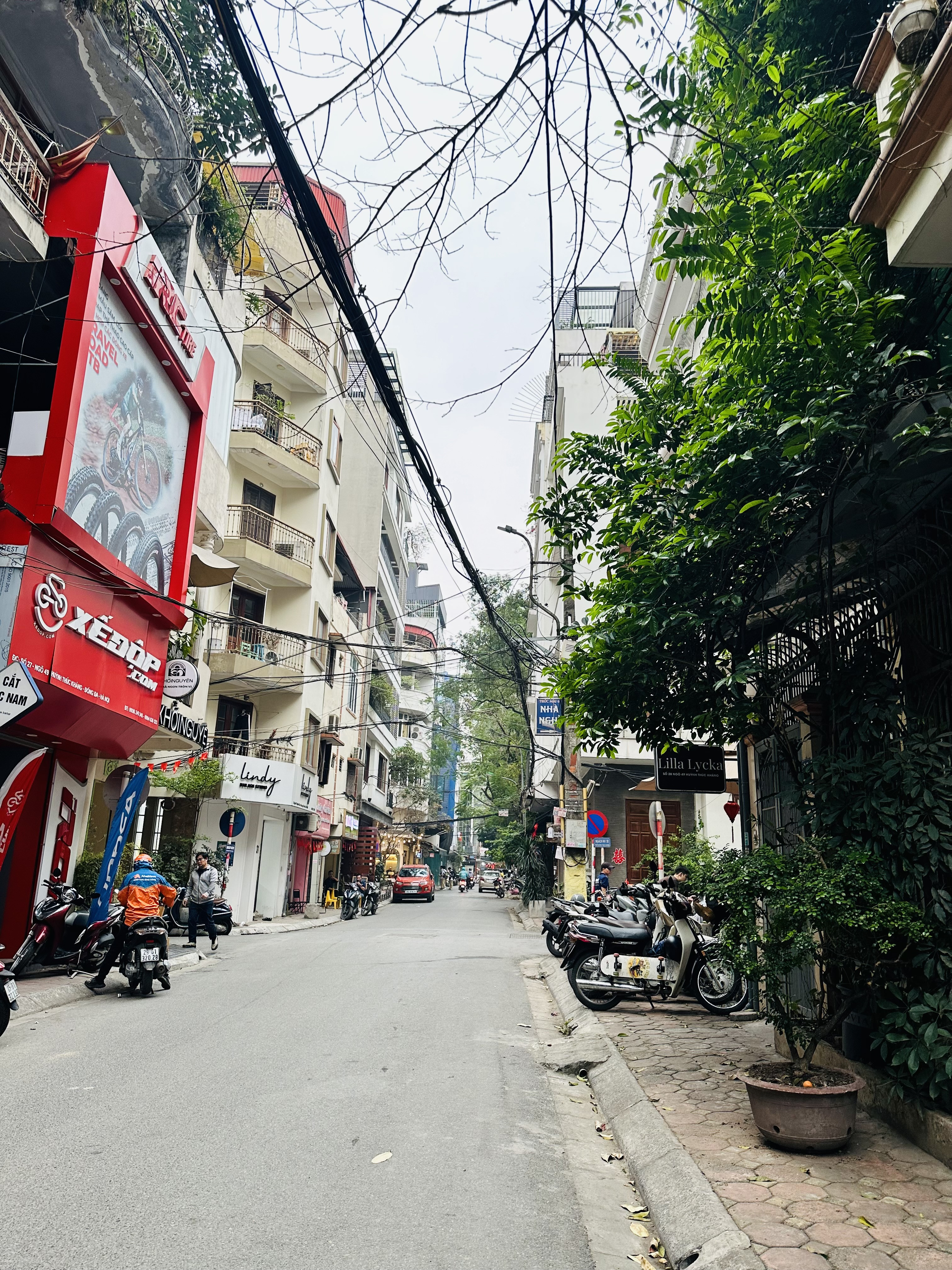 Bán nhà 100m² full thổ cư ngang 8m giá 83 tỷ tại Đường Nguyên Hồng Phường Láng