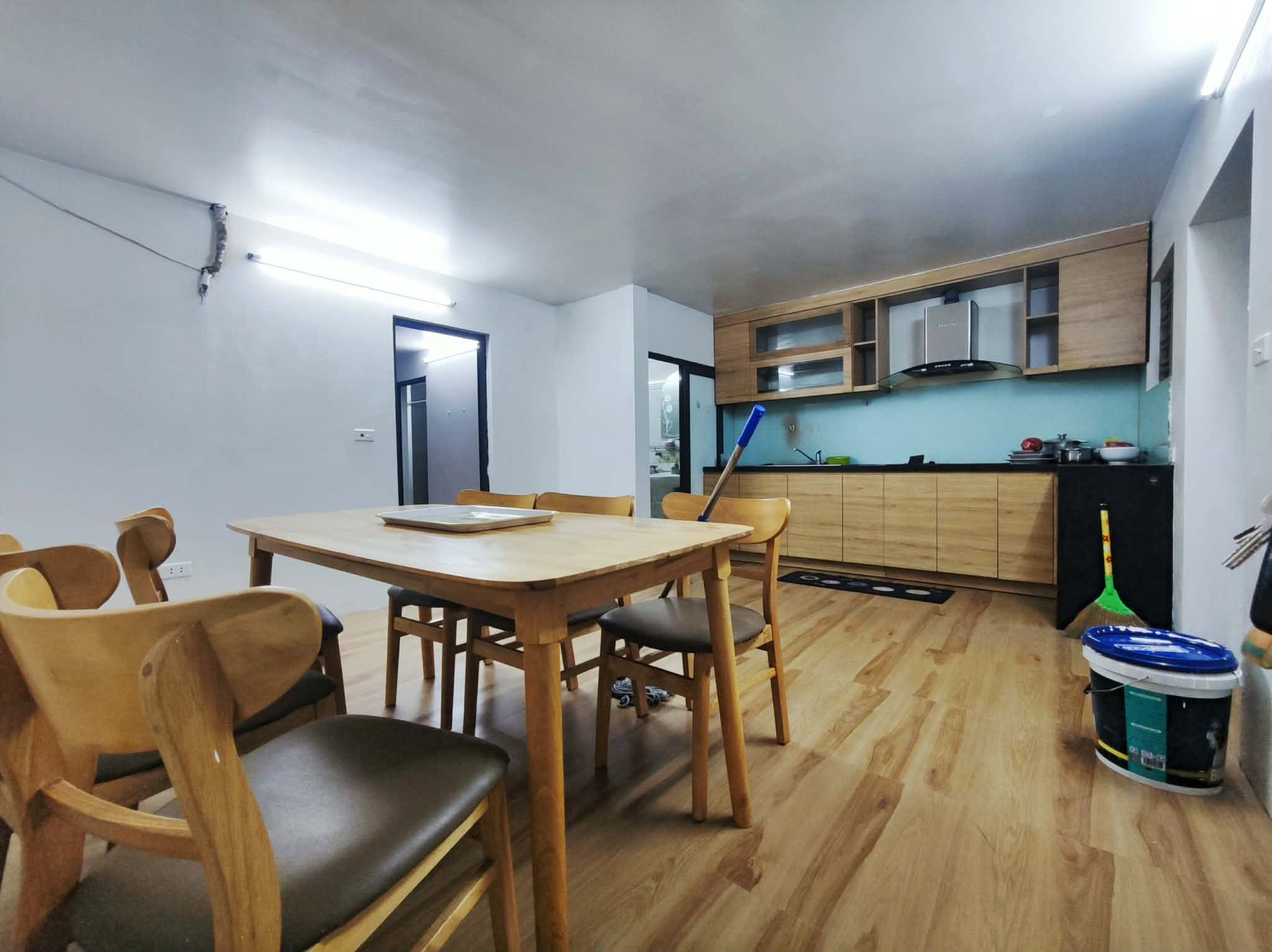 TẬP THỂ TẦNG 1 THÀNH CÔNG, NGUYÊN HỒNG, BA ĐÌNH, MẶT NGÕ KD, 20M RA PHỐ