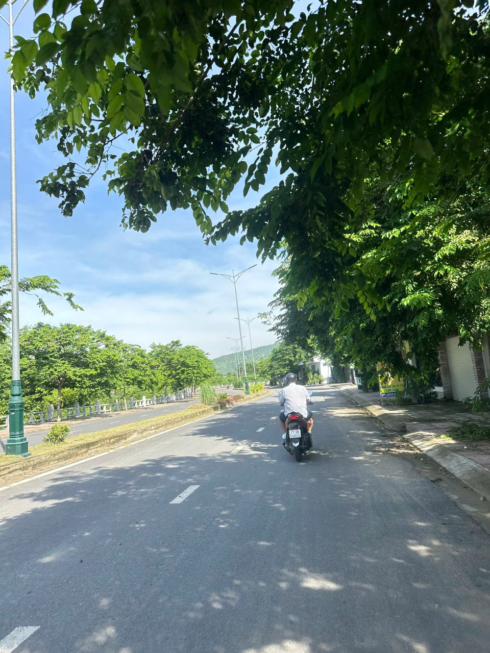 Bán đất View Sông cái mặt tiền đường Nguyễn Huệ ven Nha Trang