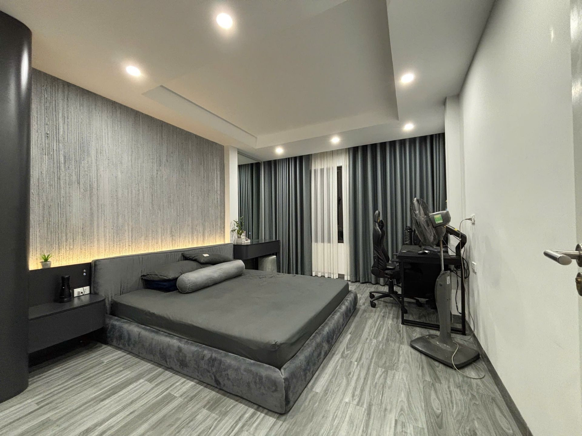KHỞI SINH TÀI LỘC VỚI NHÀ MỚI NGUYỄN HUY TỰ - 5 TẦNG KHUNG CỘT KIÊN CỐ - SÁT VÁCH PHỐ CỔ - Ở CỰC SƯỚNG