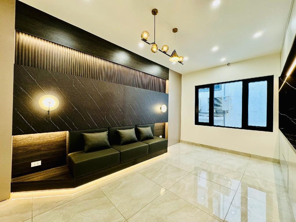 Nhà đẹp 6 tầng thang máy mặt phố Nguyễn Hy Quang 💥 Vị thế kinh doanh đắc địa dành cho gia chủ thành đạt – 65m2 tầm giá 3x tỷ