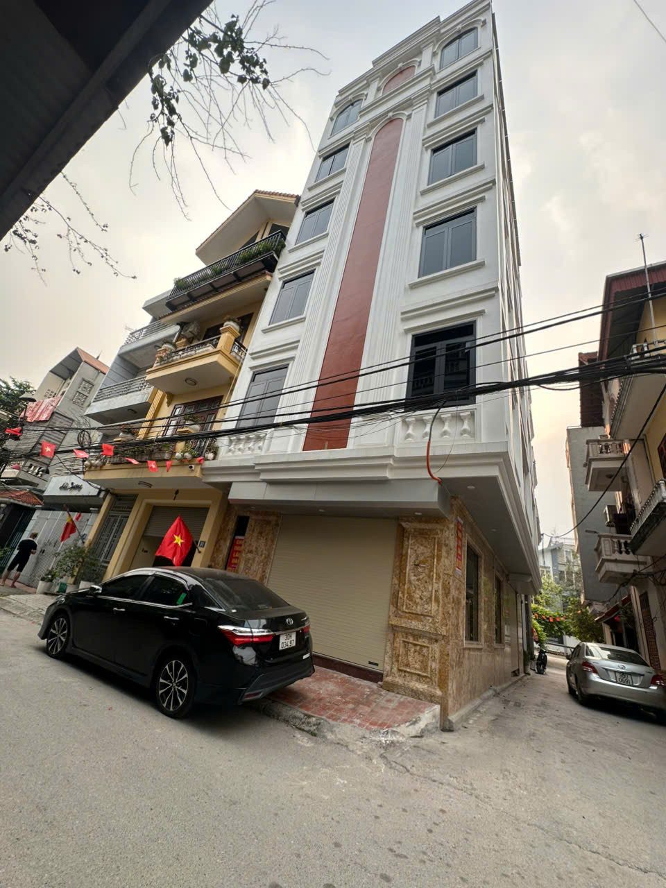 *CHÍNH CHỦ CHO THUÊ NHÀ NGUYÊN CĂN - VỊ TRÍ ĐẸP GIA LÂM*- VĂN PHÒNG