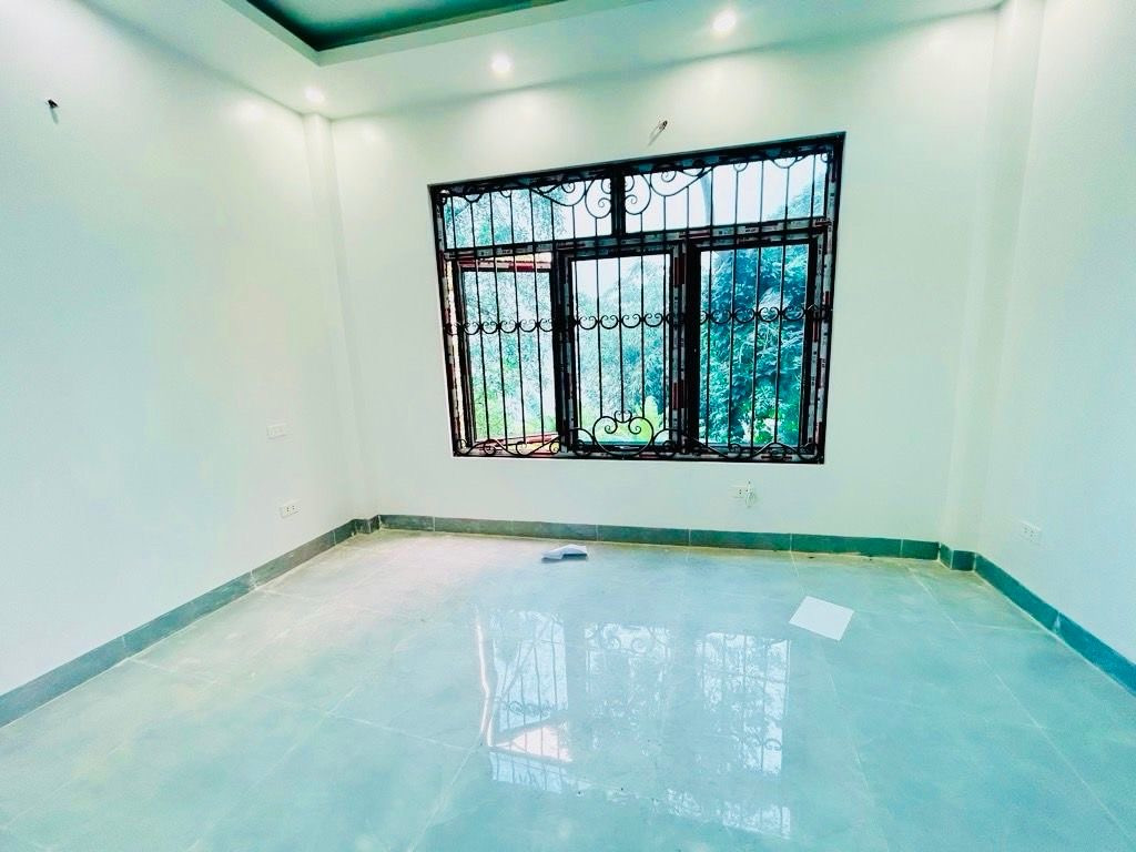 Bán nhà 52m² có sẵn 44,5m² thổ cư ngang 4,8m giá 5.8 tỷ tại Đường Nguyễn Khoái Phường Lĩnh Nam