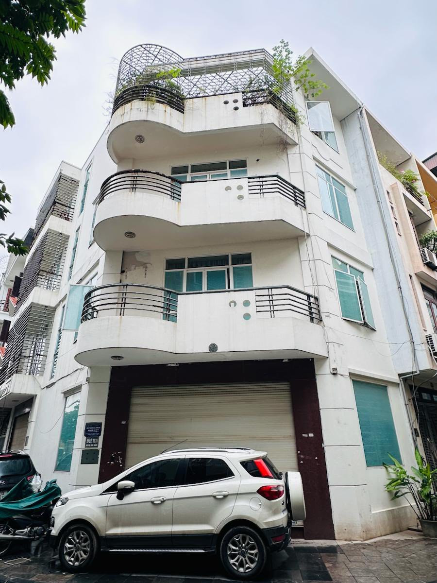 BÁN NHÀ LIỀN KỀ KĐT VĂN QUÁN. 110M2 - 4 TẦNG. LÔ GÓC.
