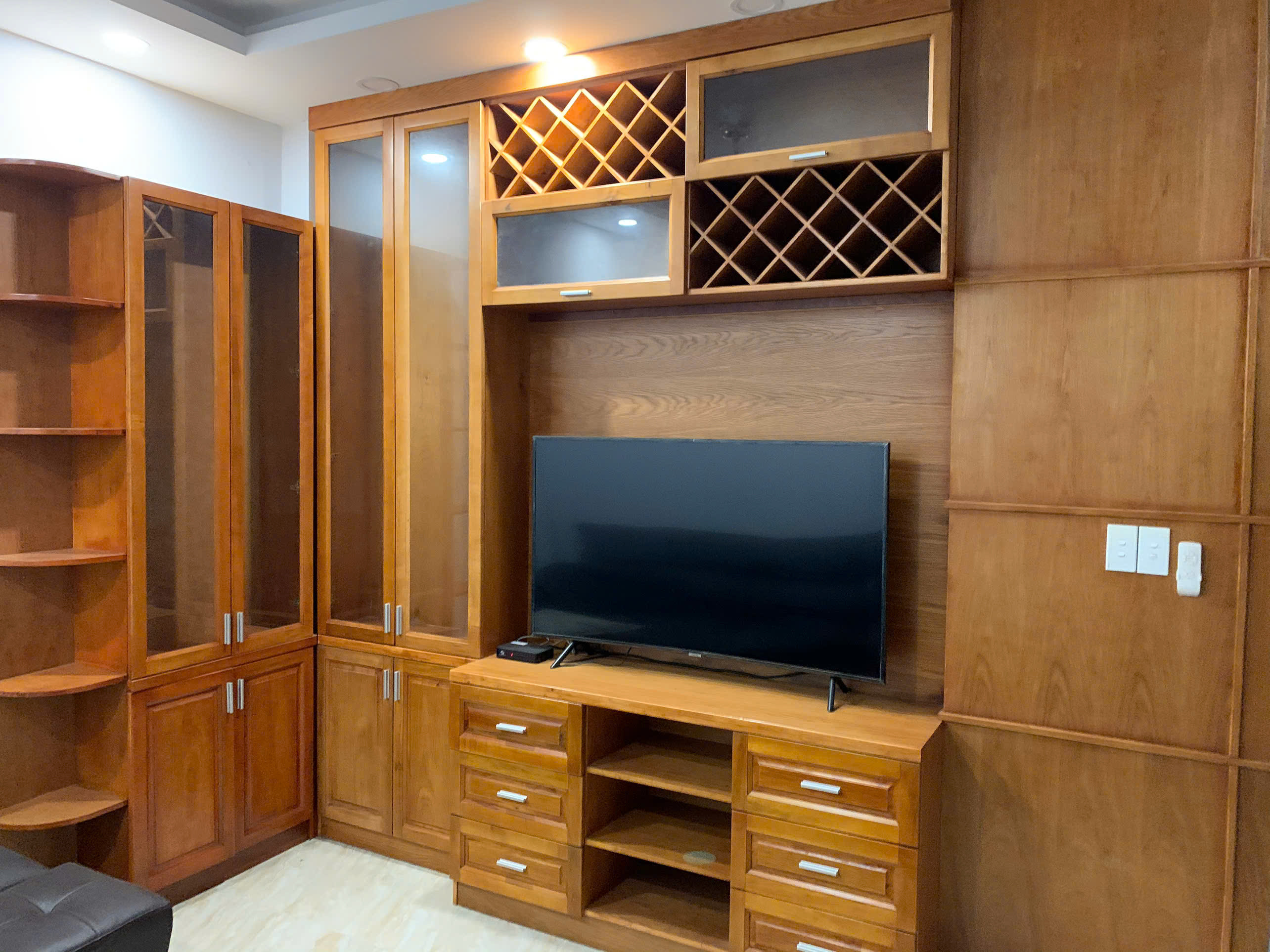 Nhà 4 tầng Nguyễn Kiệm P3 - DT 6x10M cn đủ - HXH quay đầu - Gần BV 175 - 9,1 TỶ TL