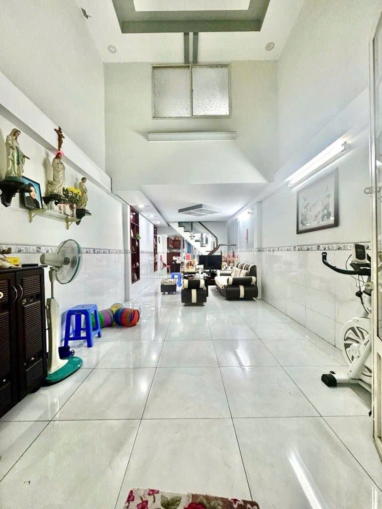NHÀ HẺM XE HƠI – NGUYỄN KIỆM – GẦN HỒ VĂN HUÊ – PHAN ĐĂNG LƯU – 76M² – 2 TẦNG – CHỈ 9.6 TỶ
