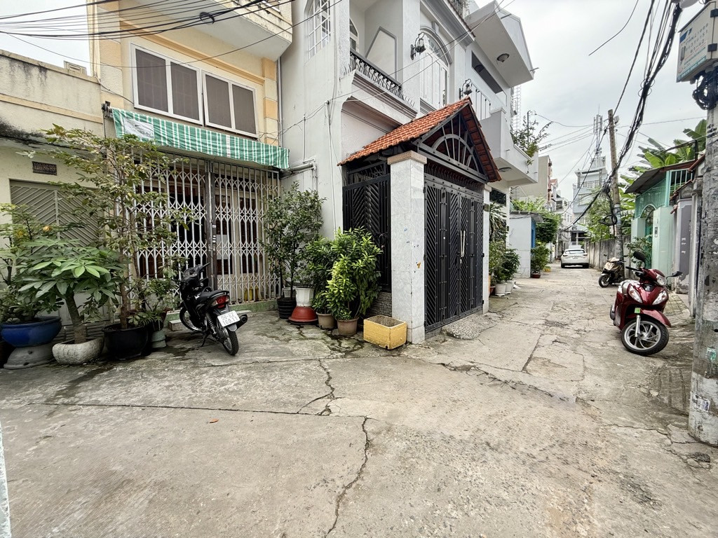 Thích quảng đức gấp bán, sổ hồng riêng, 4 tầng