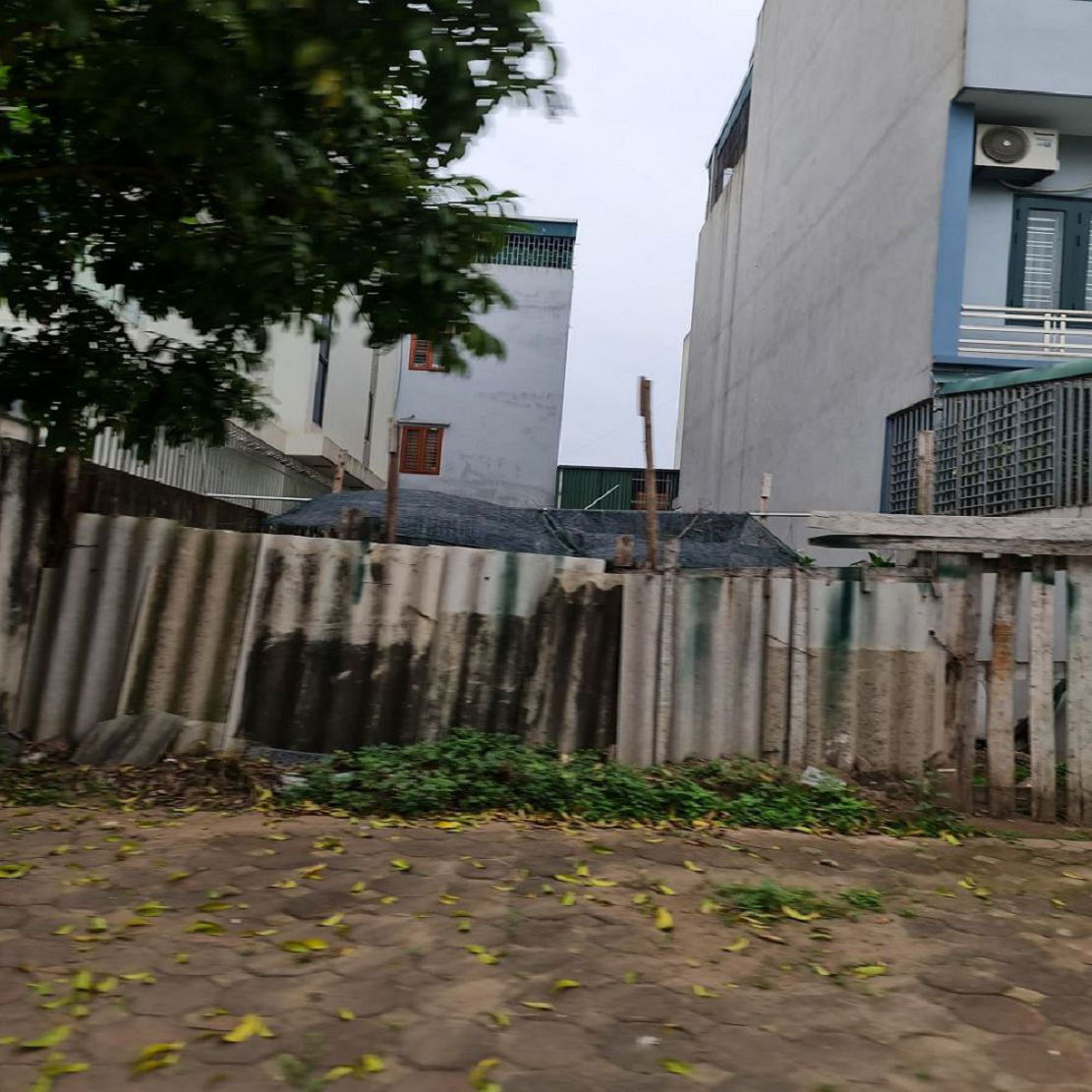 12 tỷ hơn xíu xiu có ngay 61m2 đất Tái định cư Trâu Quỳ, Gia Lâm. Lh 0989894845