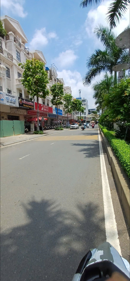 BÁN NHÀ HẺM XE HƠI - NGUYỄN OANH – GÒ VẤP - 70M² – 3 TẦNG – GIÁ CHỈ :6.5 TỶ