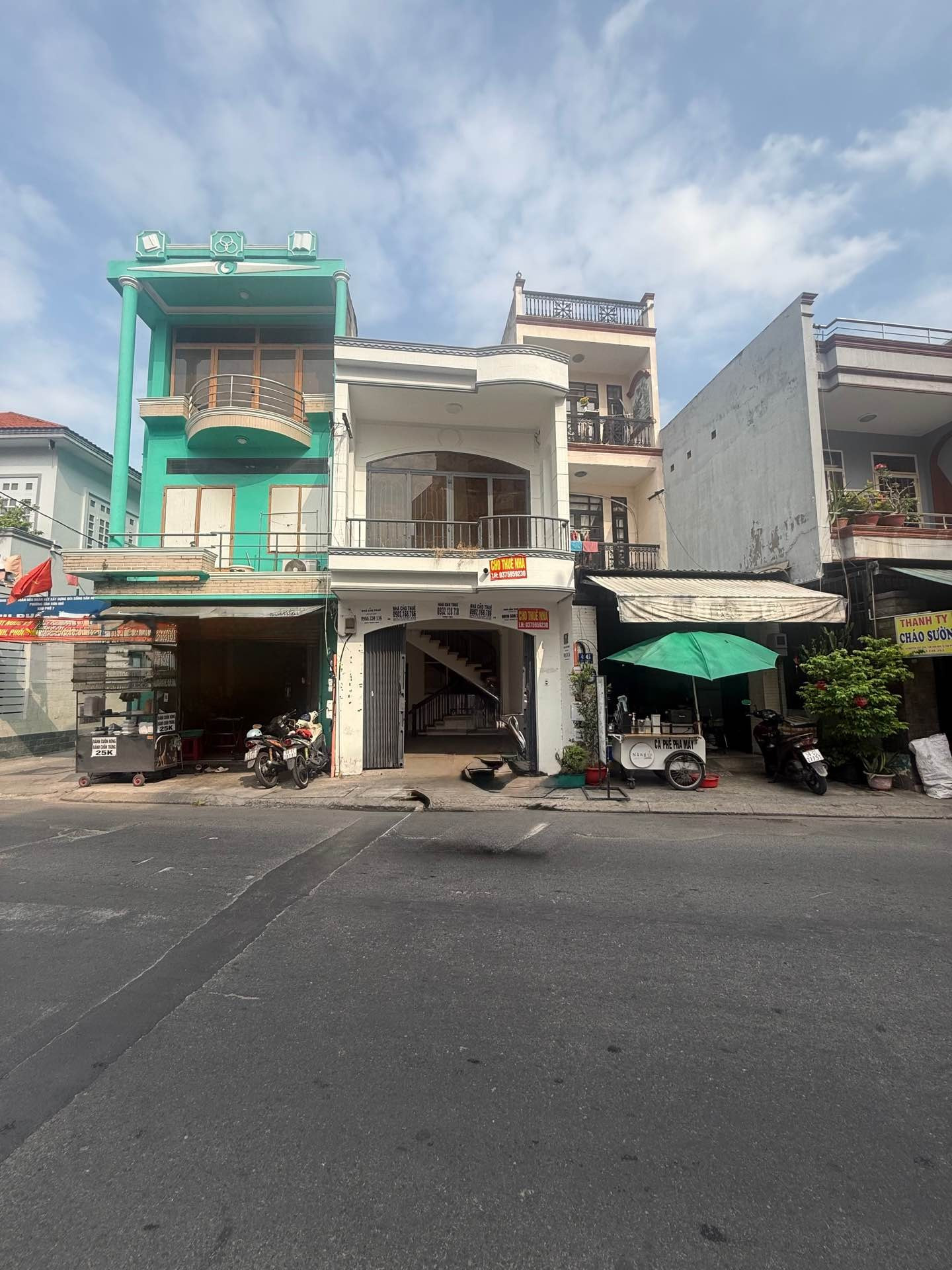 MẶT TIỀN KINH DOANH ĐỈNH TÂN SƠN NHÌ TÂN PHÚ - ĐƯỜNG ĐỘNG 8M LỀ 3M - HIẾM CÓ KHÓ TÌM