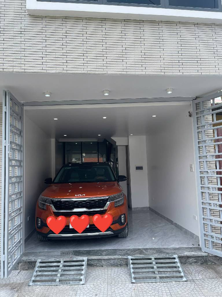 BÁN NHÀ PHỐ 4 TẦNG FULL NỘI THẤT ĐƯỜNG OTO TRÁNH GIÁP VINHOMES OCEAN PARK 1.