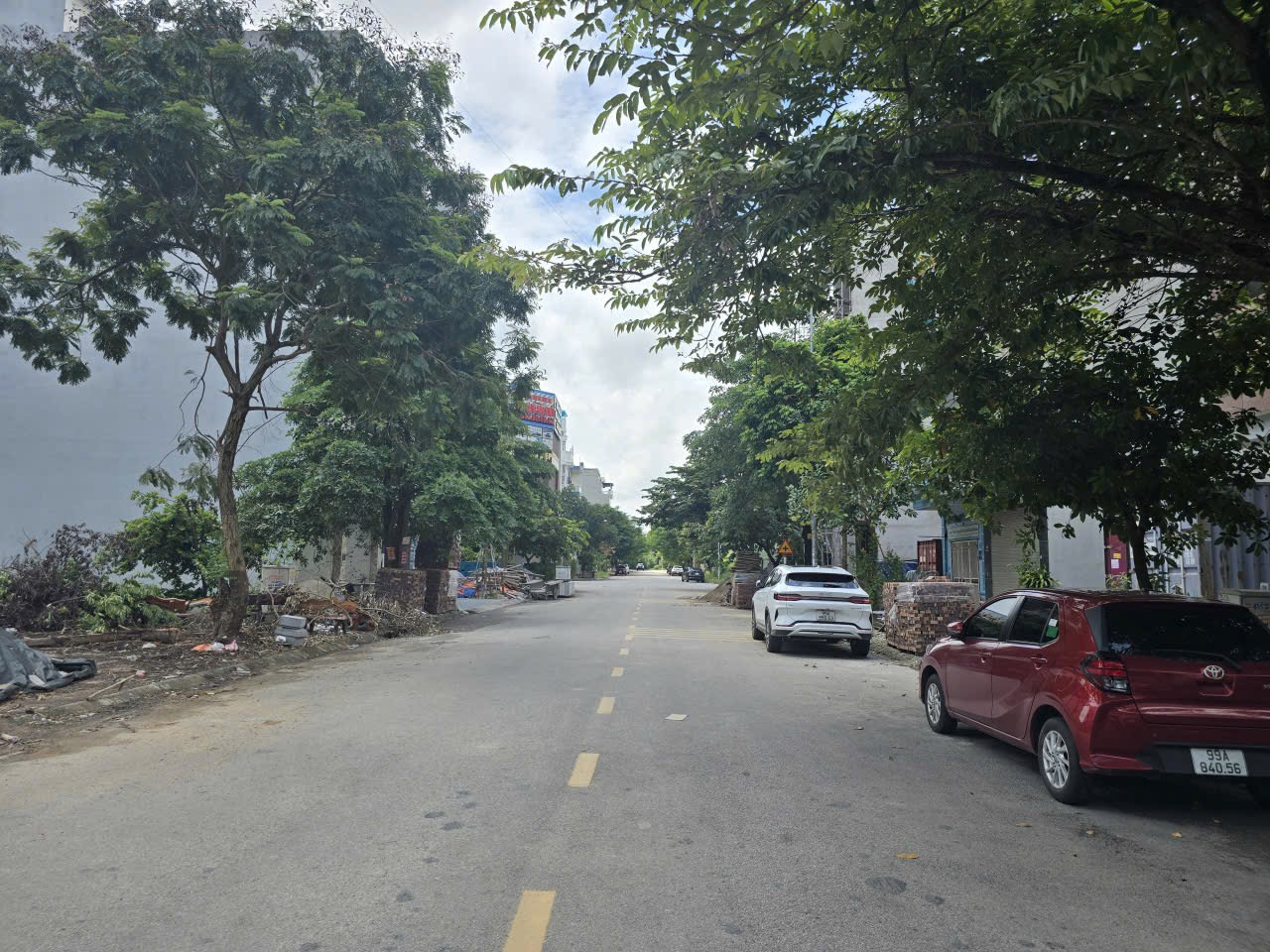 Bán 102.6m đất. Cạnh ngã tư lê thánh tông. Mặt đường nguyễn quyền. Giãn dân khả lễ 1. Phường võ cường bắc ninh