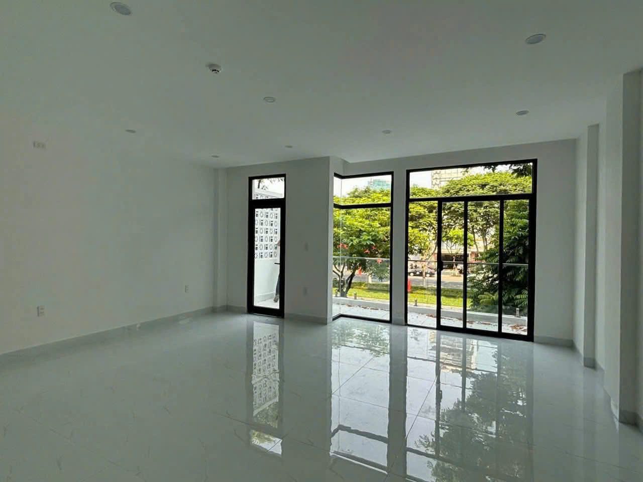 📌📌📌LÀM VIỆC TRỰC TIẾP GIÁ TỐT !!! Cho thuê shop Nguyễn Sinh Sắc, Hòa Minh