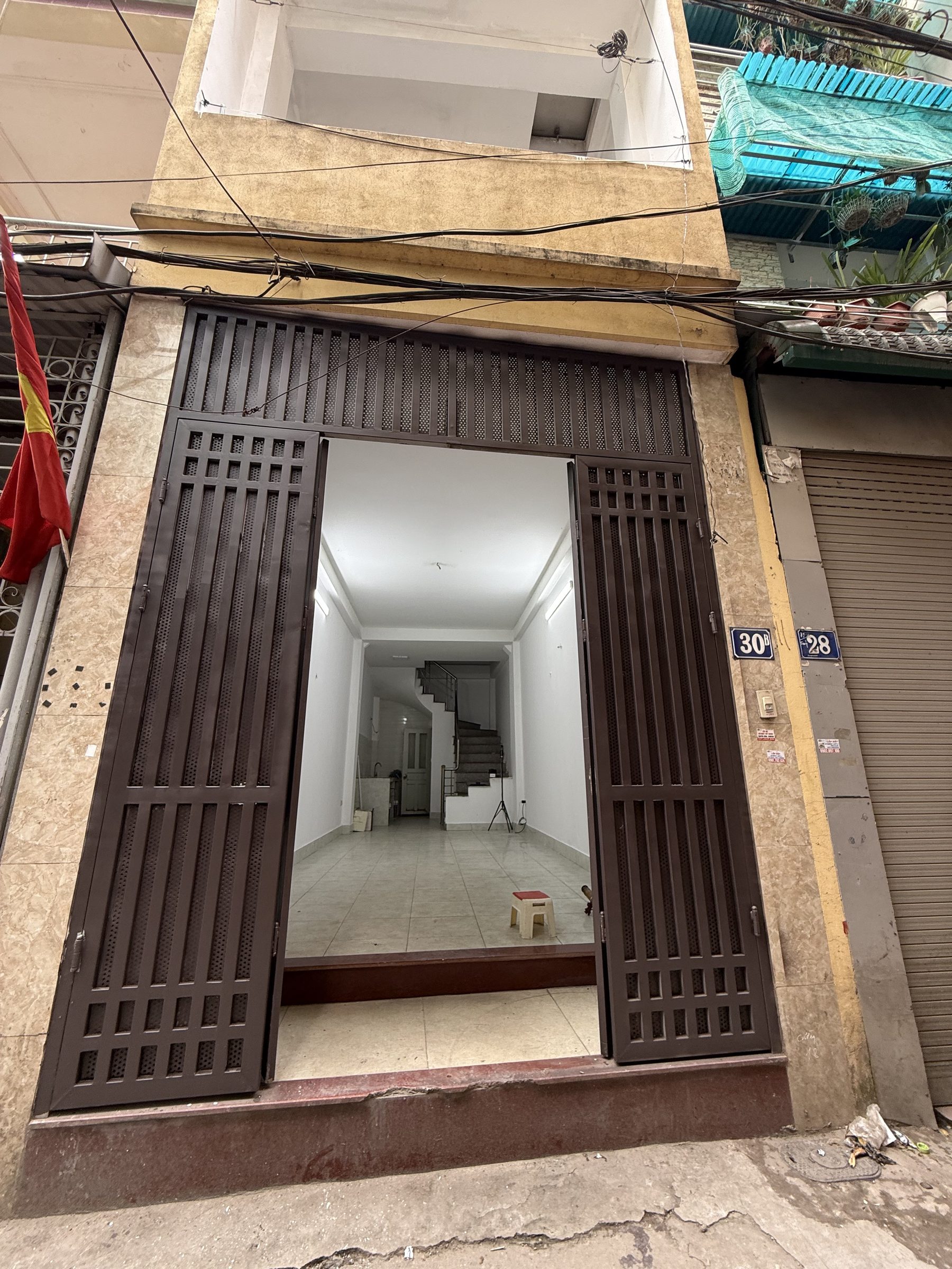 Bán Đất 30m2 có sẵn 30 m2 thổ cư giá 7.5 tỷ tại Đường Nguyễn Tam Trinh Phường Yên Sở Phường Ngọc Hà Hà Nội