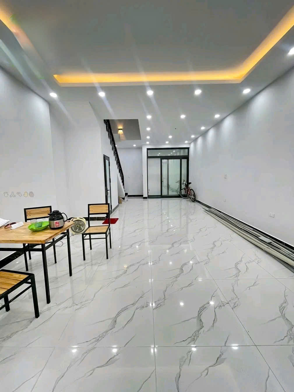 N5681. C.H.O T.H.U.Ê NHÀ nguyên căn tại Hoàng Huy Mall