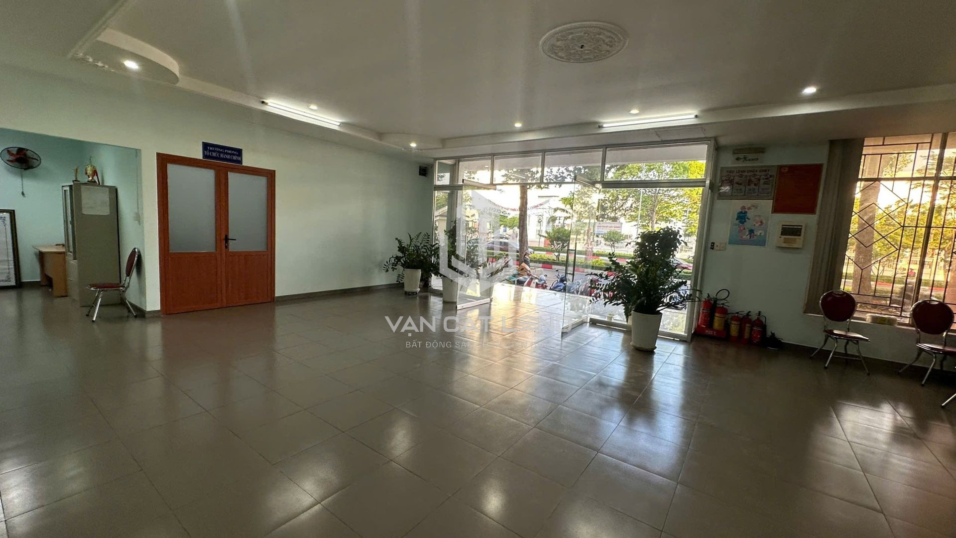 🔥 CHO THUÊ TÒA NHÀ MẶT TIỀN NGUYỄN THÁI HỌC – 1.088M² SÀN – 1 TRỆT 2 LẦU – GIÁ 90 TRIỆU/THÁNG 🔥