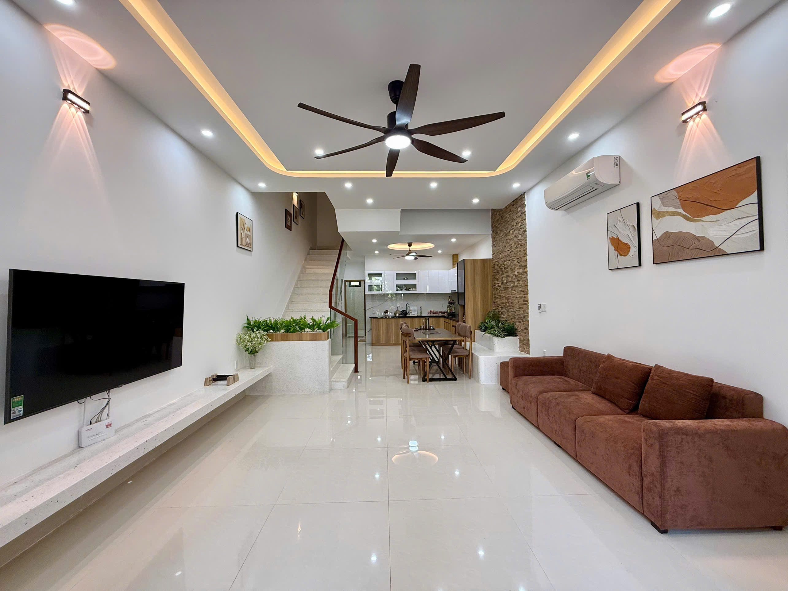 CHO THUÊ NHÀ ĐẸP MỚI 4PN KHU NAM VIỆT Á