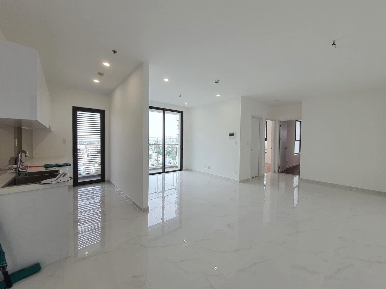 GIÁ CỰC TỐT CHO CĂN 2PN RỘNG NHẤT DLUSSO 79M2, TẦNG ĐẸP THOÁNG NHIỀU GIÓ, SỔ HỒNG SẴN 6.7 TỶ