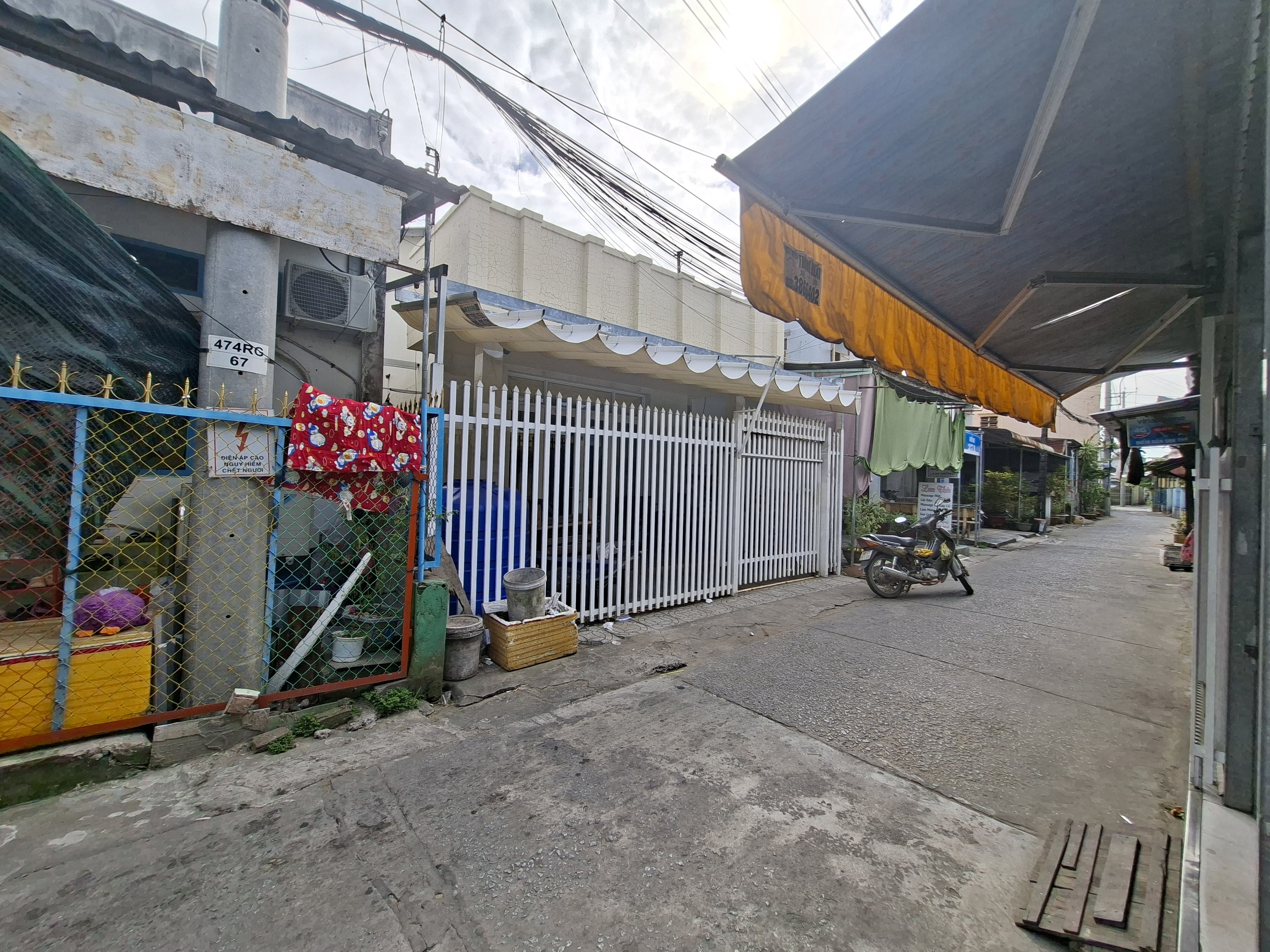 Bán nhà 108.8m² có sẵn 108m² thổ cư ngang 6m giá 1.99 tỷ tại Đường Nguyễn Thị Định Phường Rạch Giá