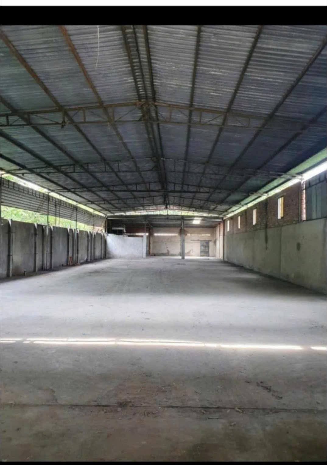 Bán nhà xưởng 2MT đường nhựa 1/Nguyễn Thị Nê xã Phú Hòa Đông Củ Chi TPHCM, DT: 12x54m.