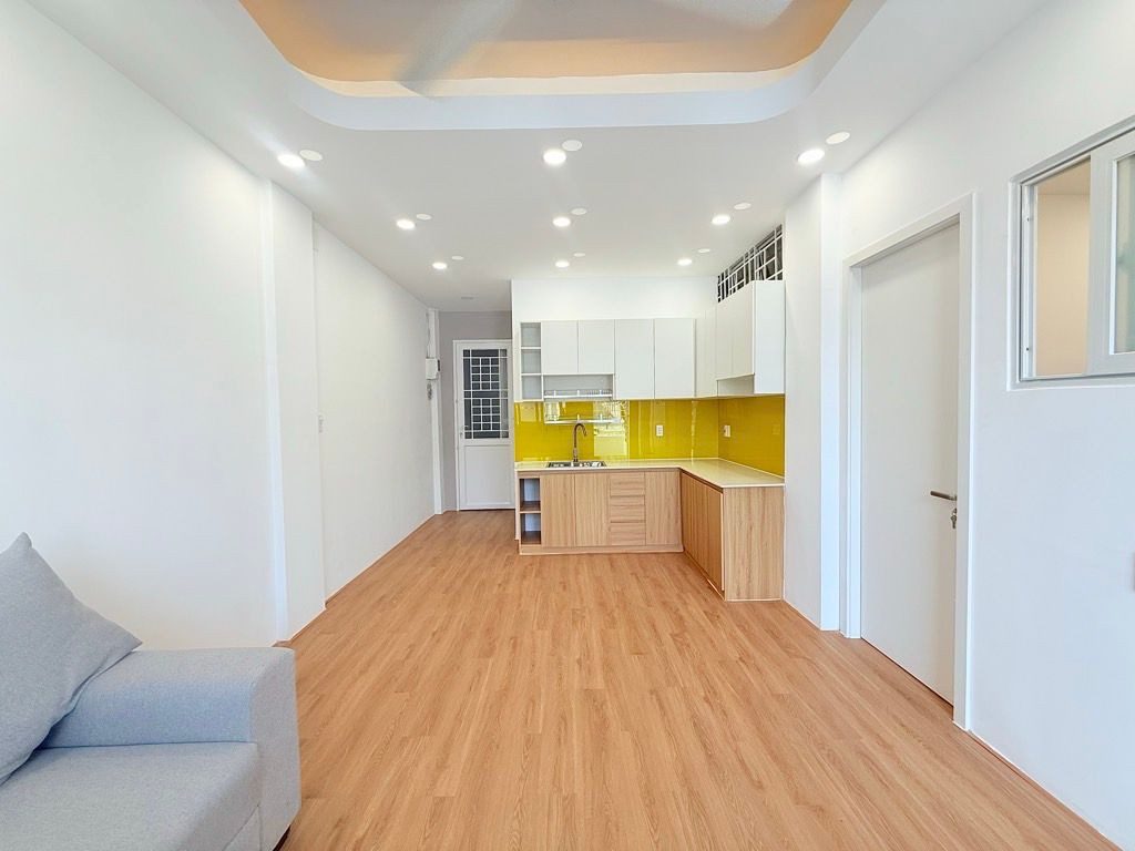 Bán CH Cây Mai Minh Phụng Q11, 50m² 2PN, Thang Máy, 2.85 Tỷ