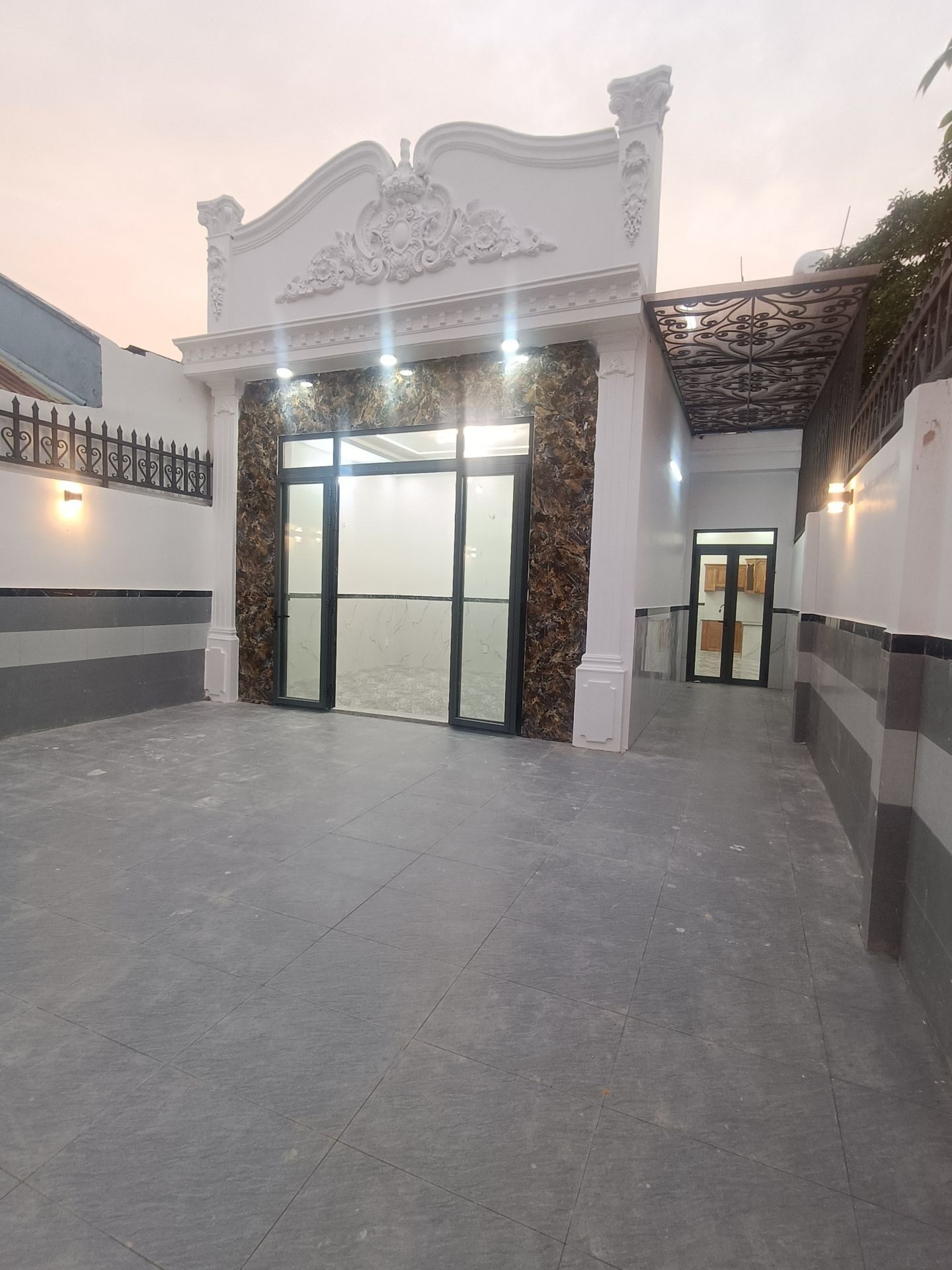 NHÀ ĐẸP GẦN NGUYỄN THỊ THỬ – KHU SINH THÁI HÓC MÔN 6,7 x20m độc quyển