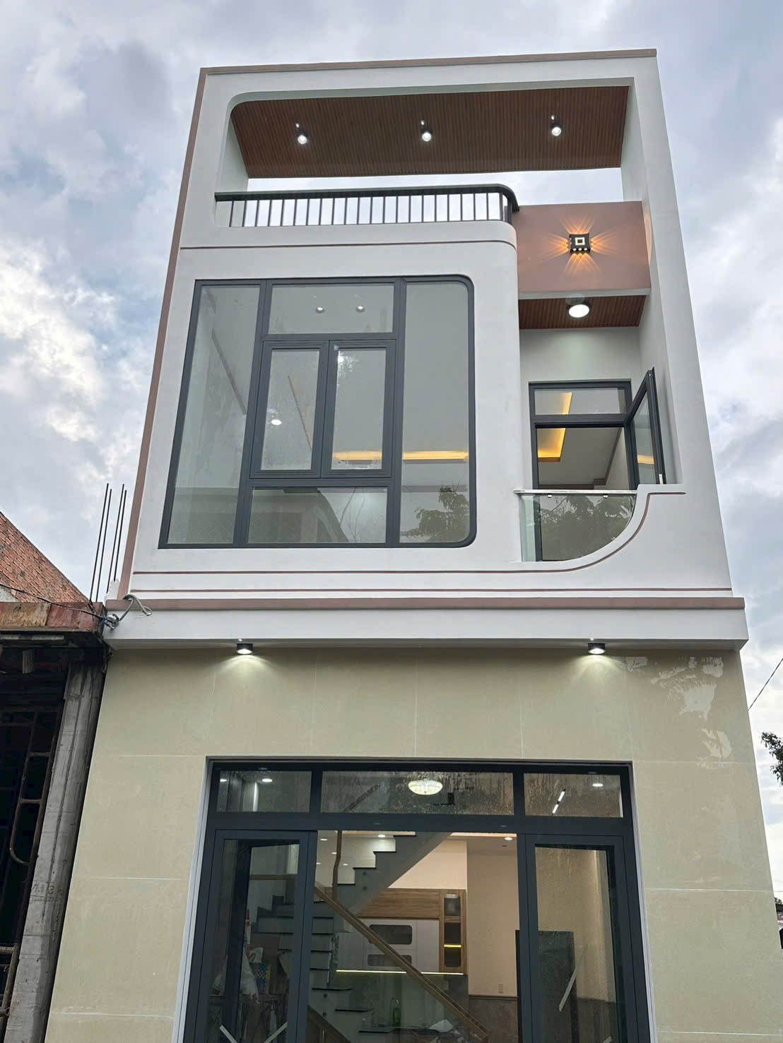 Bán nhà 2 mặt tiền hẻm đường Nguyễn Thị Tồn,phường Biên Hoà, Thoáng Mát ,Đầy Đủ Công, Thổ Cư full, Hoàn Công