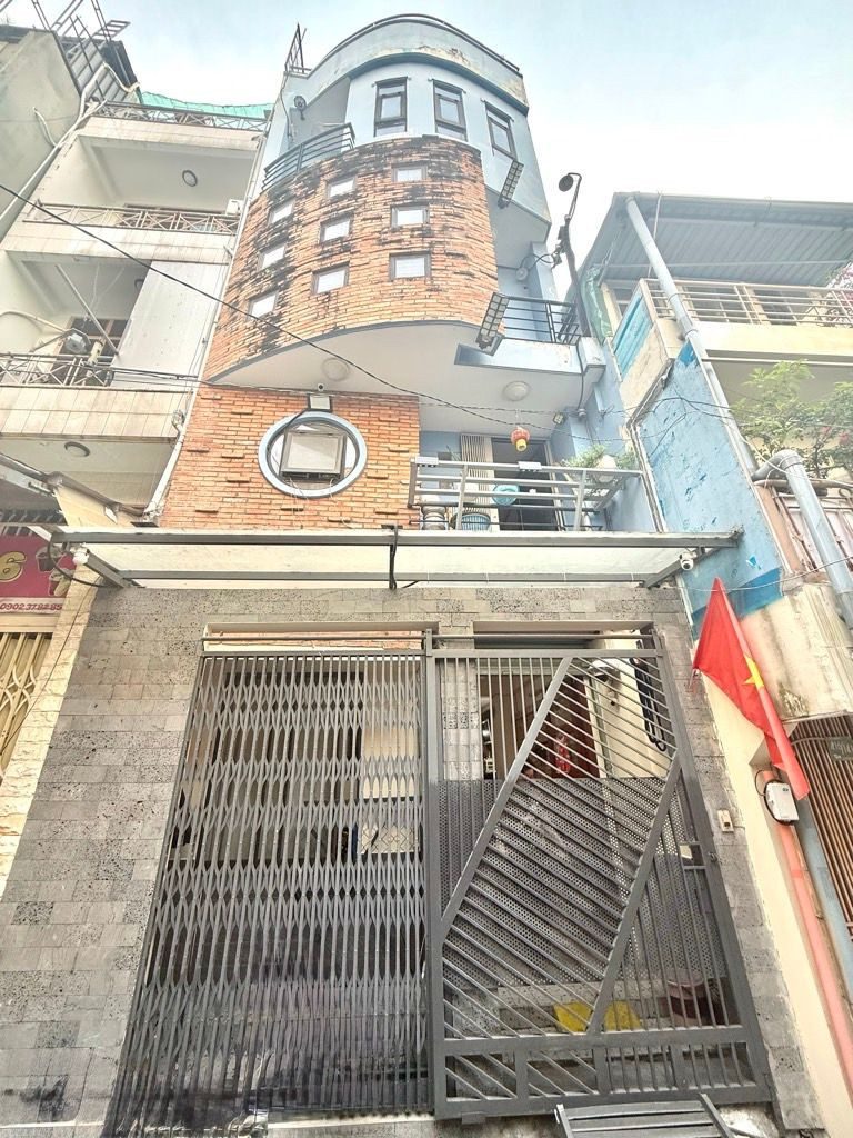 5 tầng HXH Nguyễn Đình Chiểu + 1 mặt tiền tương lai Nguyễn Thượng Hiền Q3