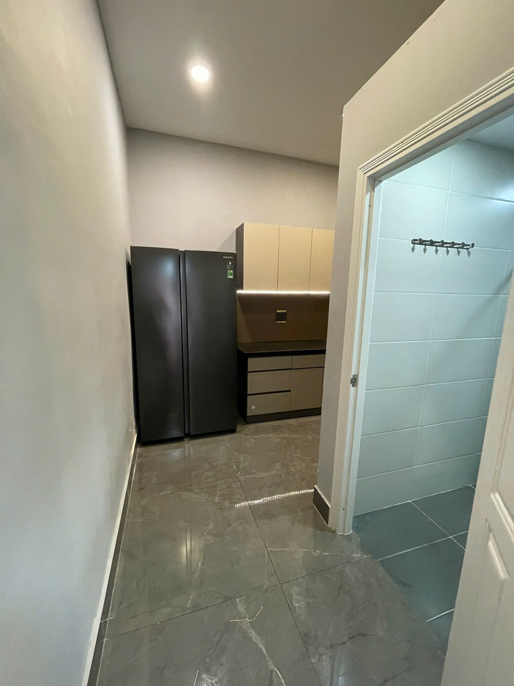 NHÀ ĐẸP 5 PHÒNG NGỦ VIEW MẶT TIỀN ĐƯỜNG NGUYỄN TRÃI QUẬN 5 - CHỈ 15 TR/ THÁNG