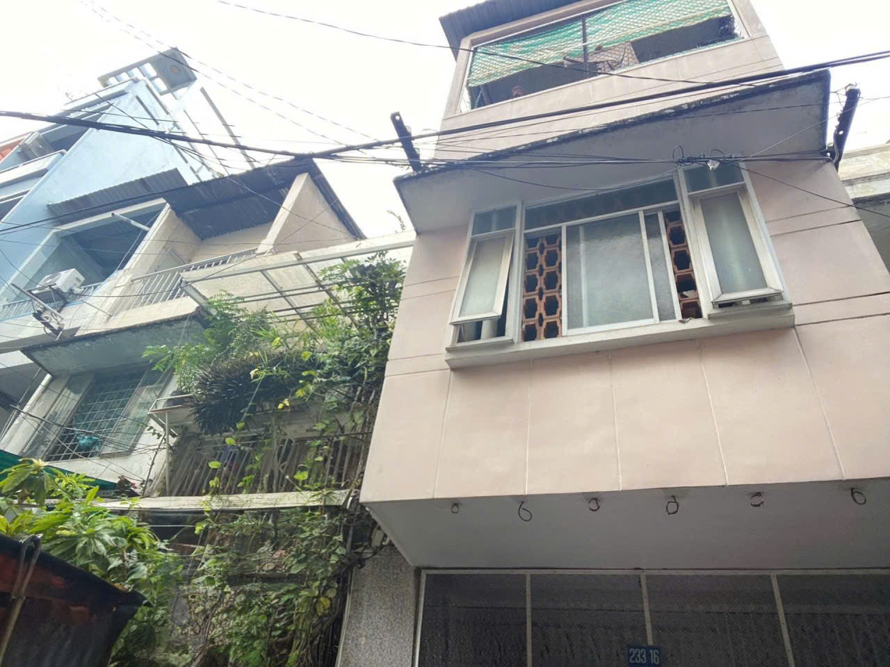 Q.1, P. CẦU ÔNG LÃNH, NHÀ 3 TẦNG HOÀN CÔNG ĐỦ, 2 MẶT TIỀN HXH NGUYỄN TRÃI, SHR, 13,9T