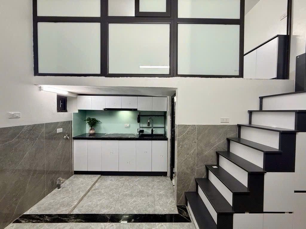 Sở hữu cuộc sống tiện nghi tại căn tập thể tầng 1 Nguyễn Trãi 45m2 2PN — Bước một bước ra phố không cần thang máy