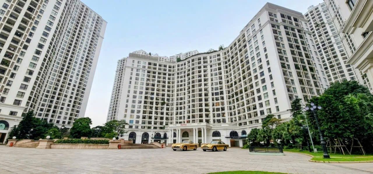 Căn hộ 109m2 tại Royal City 💥 Không gian sống thượng lưu, công năng hiếm có 3PN + 3WC, giá tầm 12.x tỷ