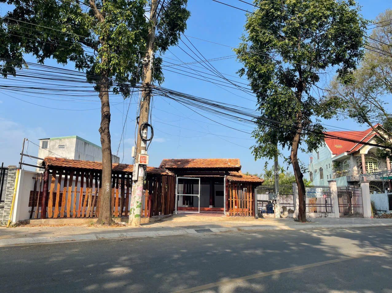 Bán mặt bằng kinh doanh 194m² thổ cư 160m² giá 11.5 tỷ tại Đường Nguyễn Tri Phương Phường Chánh Nghĩa Thành phố Thủ Dầu Một Bình Dương
