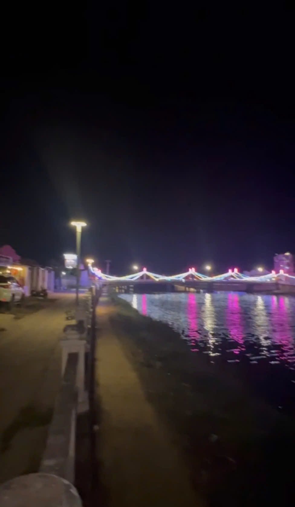 Nhà 2 mặt tiền view sông Dinh 294m2 full thổ