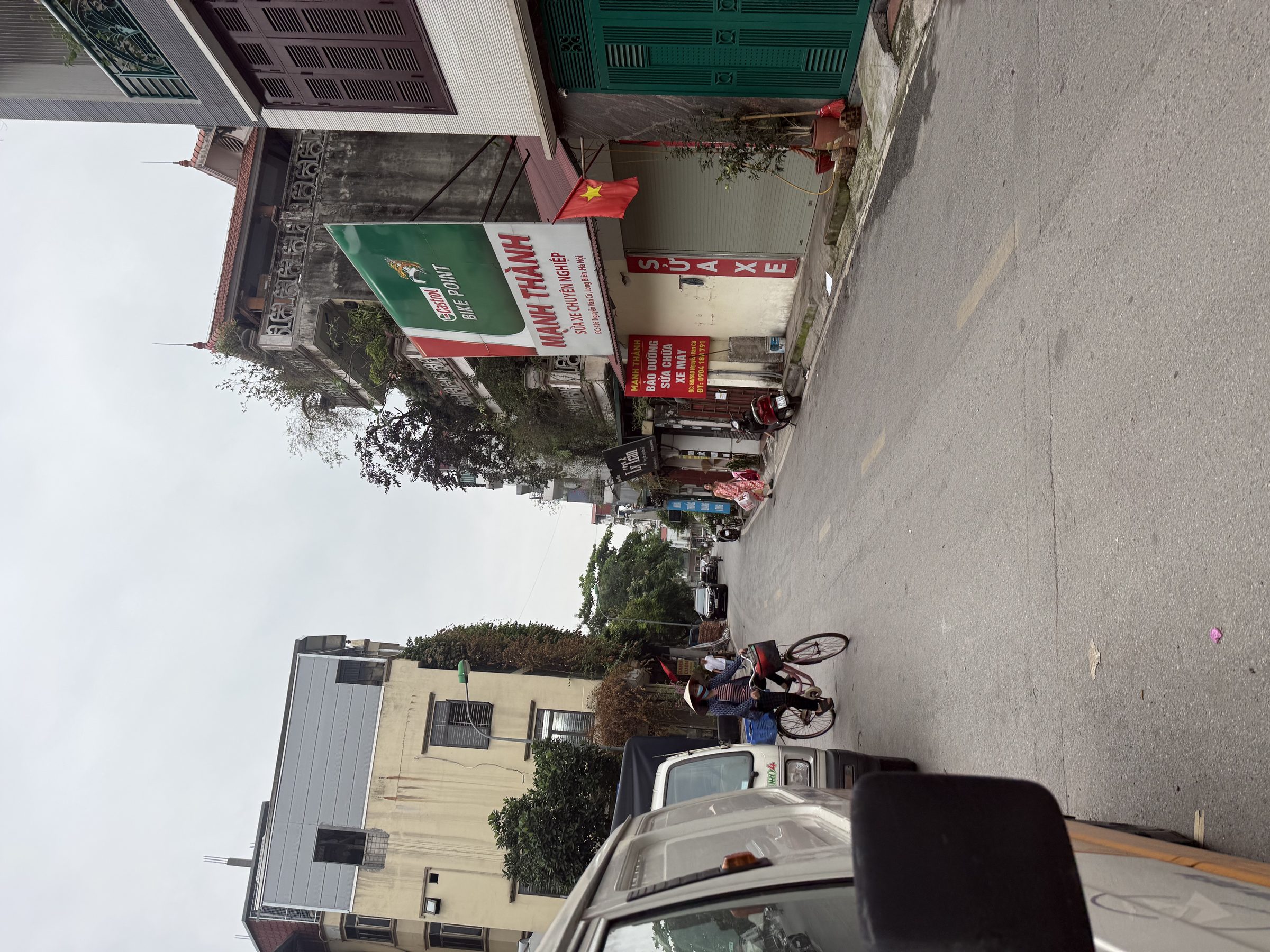 Bán nhà 50m² có sẵn 48m² thổ cư ngang 4.2m giá 19.5 tỷ tại Đường Nguyển văn Cừ Phường Bồ Đề