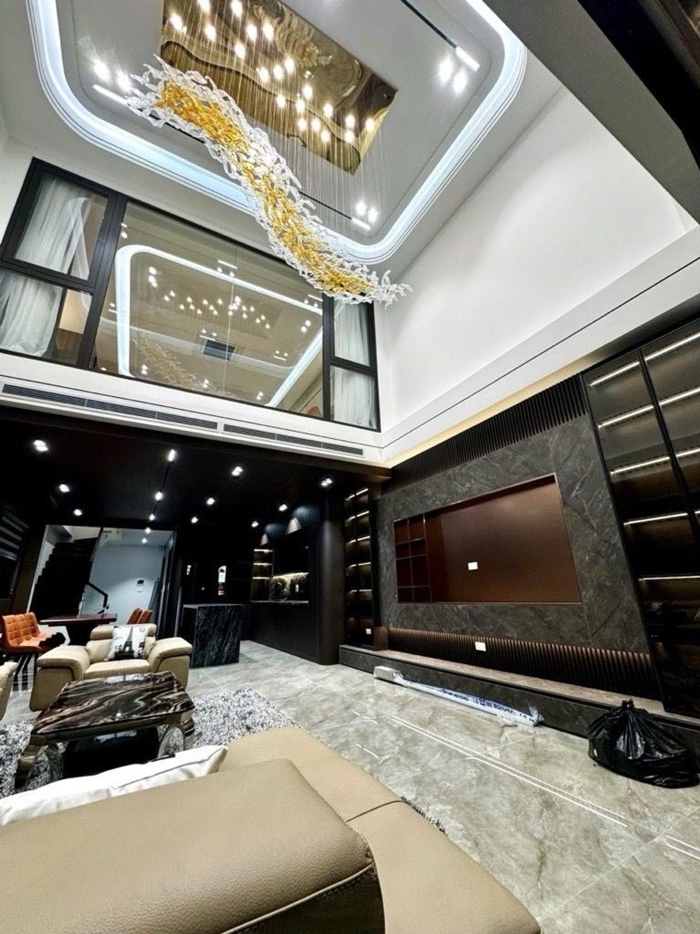 BÁN NHÀ BỒ ĐỀ 75M2- 7 TẦNG- KINH DOANH ĐỈNH CAO- 30.X TỶ