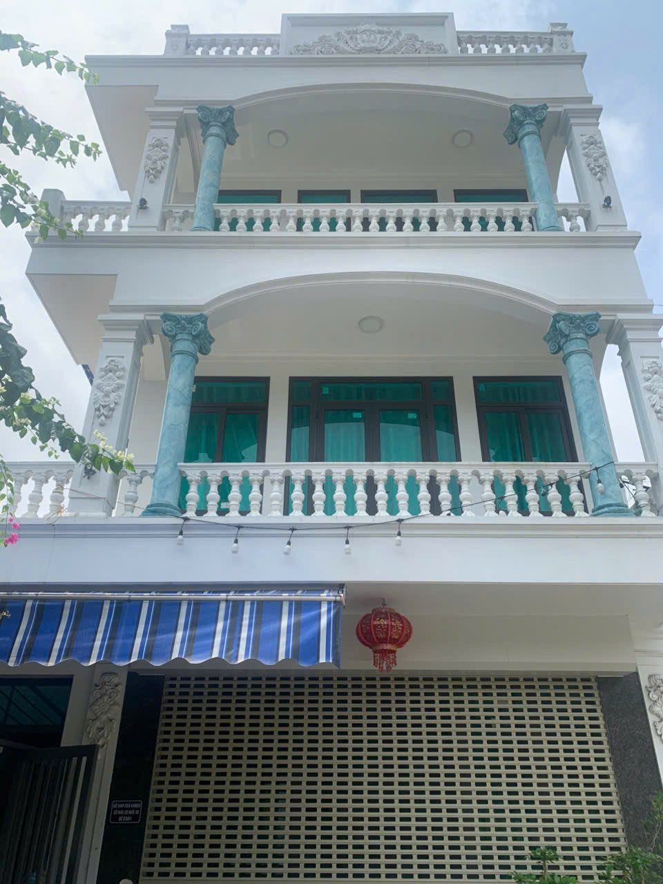 CHO THUÊ CĂN HỘ – CỘT 3, HẠ LONG