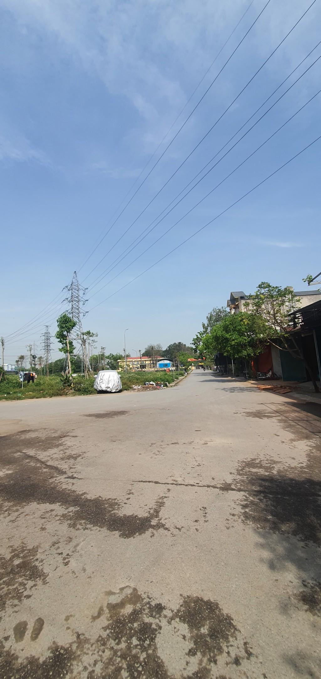 PHÙ KHÊ , SIÊU PHẨM HÀNG HIẾM , ĐƯỜNG 3Ô TÔ TRÁNH ,GẦN CÔNG VIÊN , TRƯỜNG HỌC CÁC CẤP,KINH DOANH ĐỈNH
