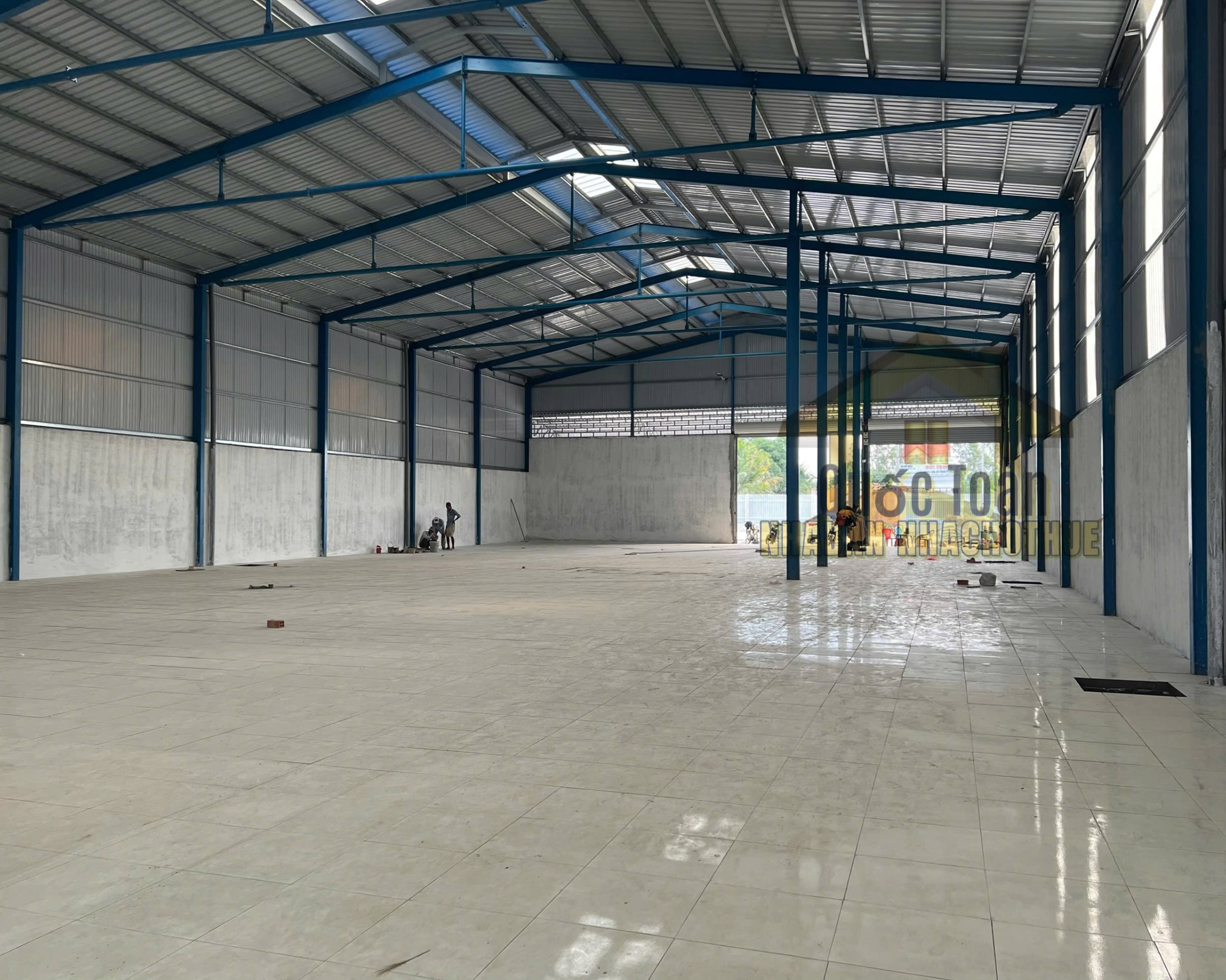 KHO CẦN THƠ CHO THUÊ CÁCH TRUNG TÂM 5km