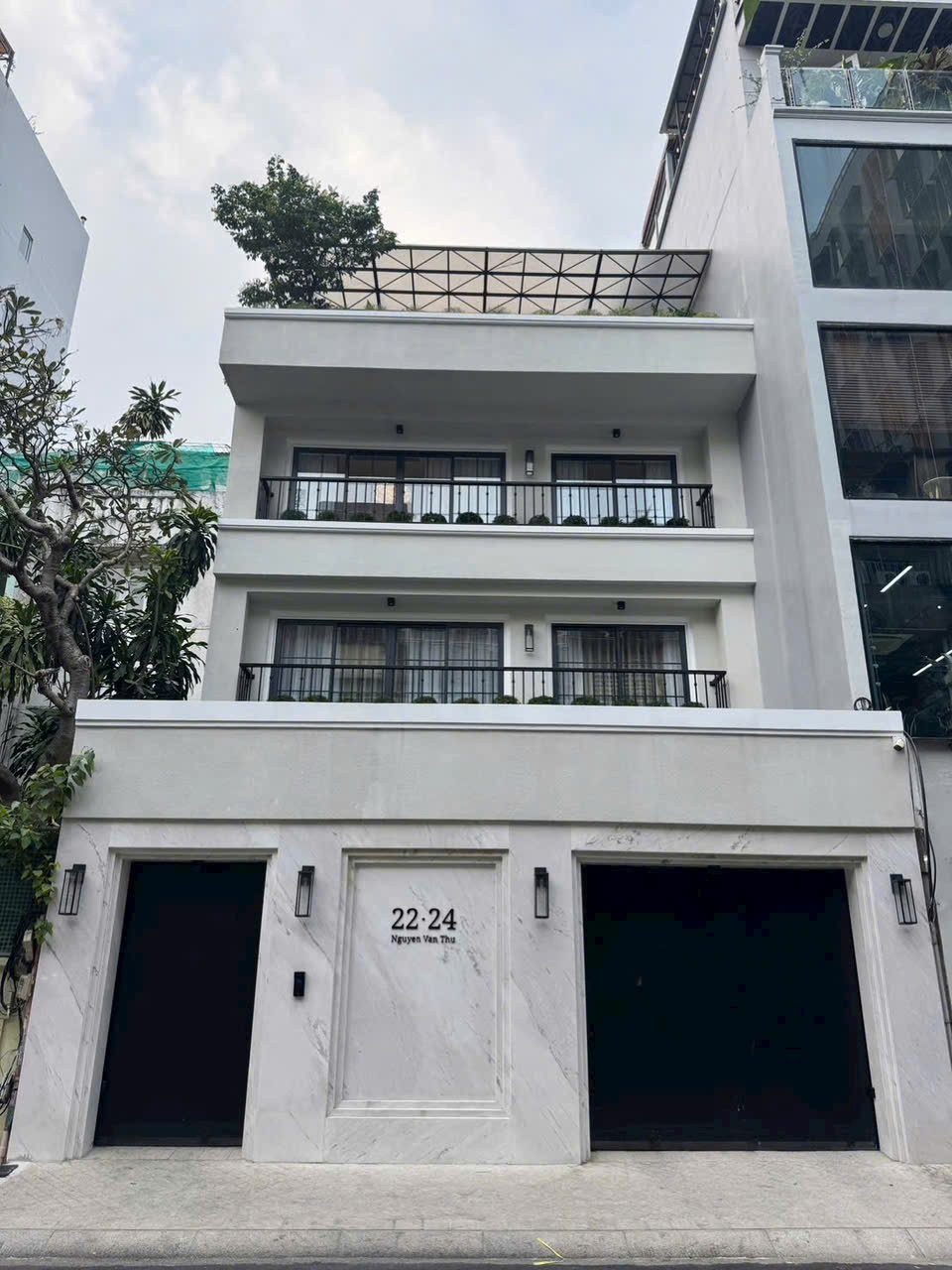 BIỆT THỰ MẶT TIỀN ĐA KAO Q1. 123.5m2